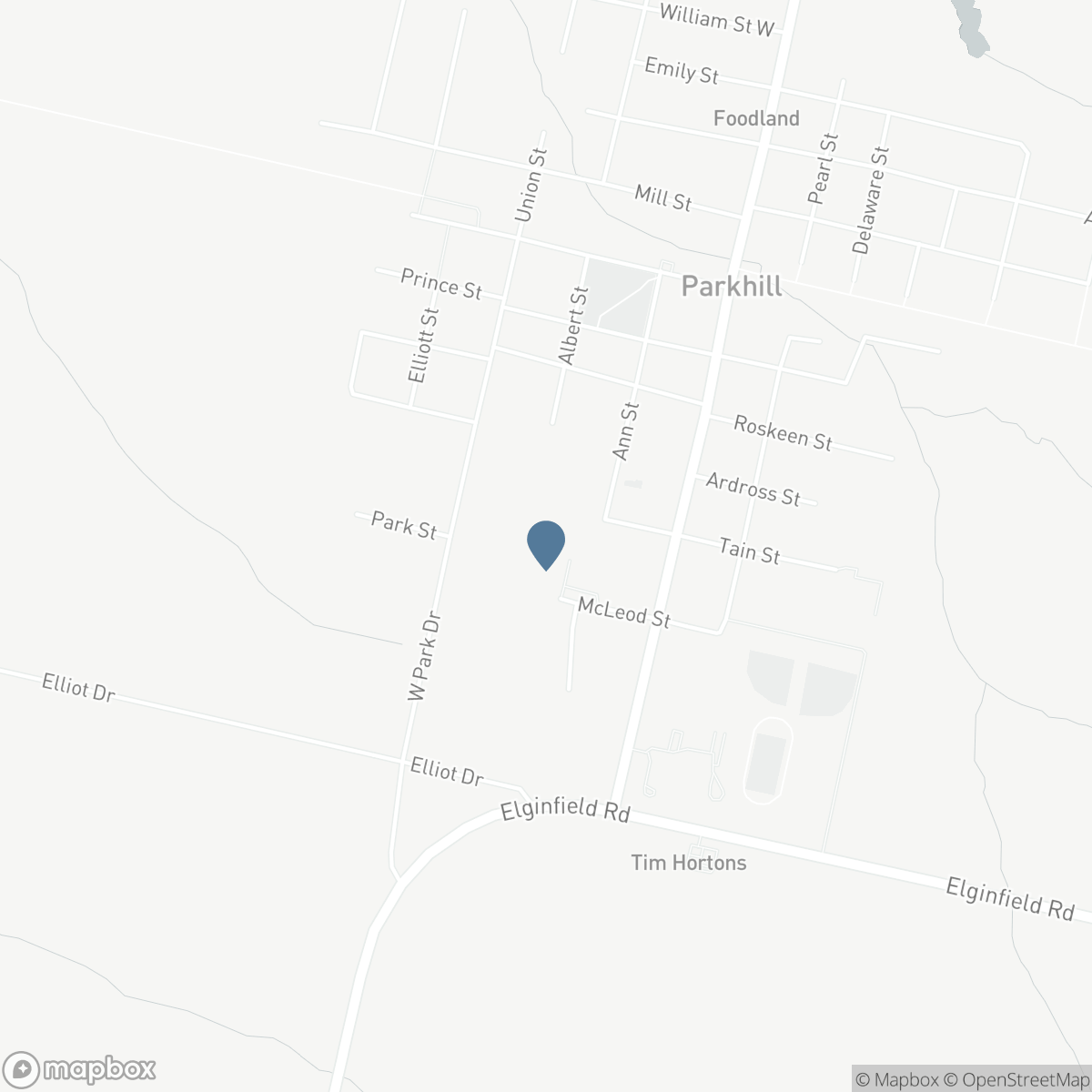 7 SPRUCE CRESCENT, Parkhill, Ontario N0M 2K0